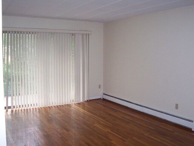 Foto del edificio - 539 Lowell Ave