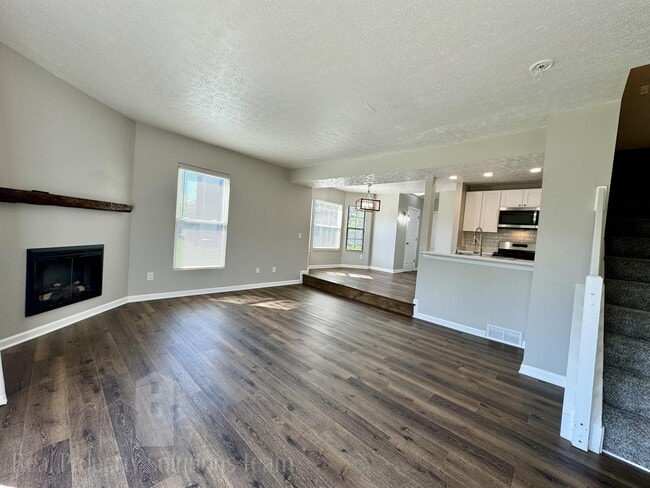 Foto del edificio - 2356 Sweet Creek Ct
