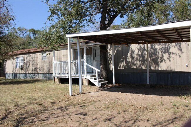 Building Photo - 122 Blue Flame Rd