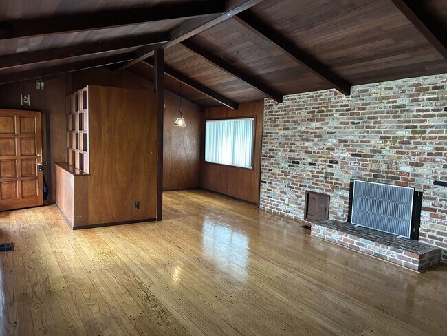 Foto del edificio - Wonderful 3 Bedroom, 2 Bath Home