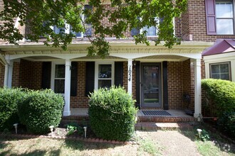 Building Photo - 1054 Colonial Meadows Way