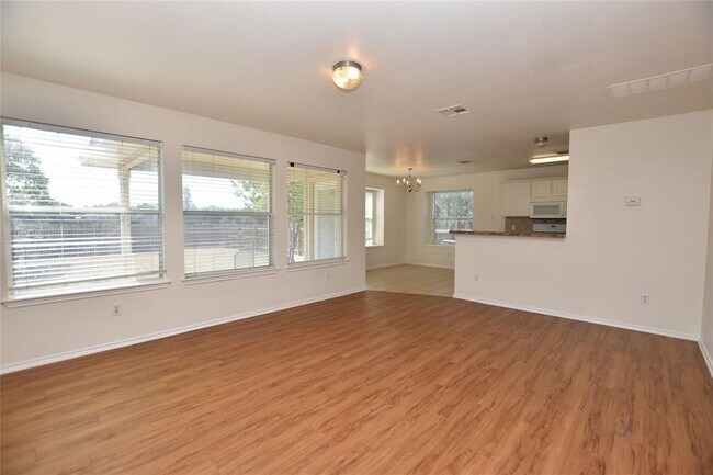 Foto del edificio - 3305 Winding River Trail