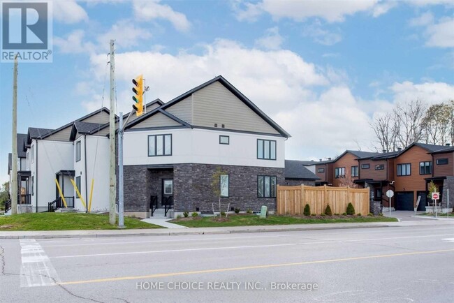 Building Photo - 27 Stonehart Ln