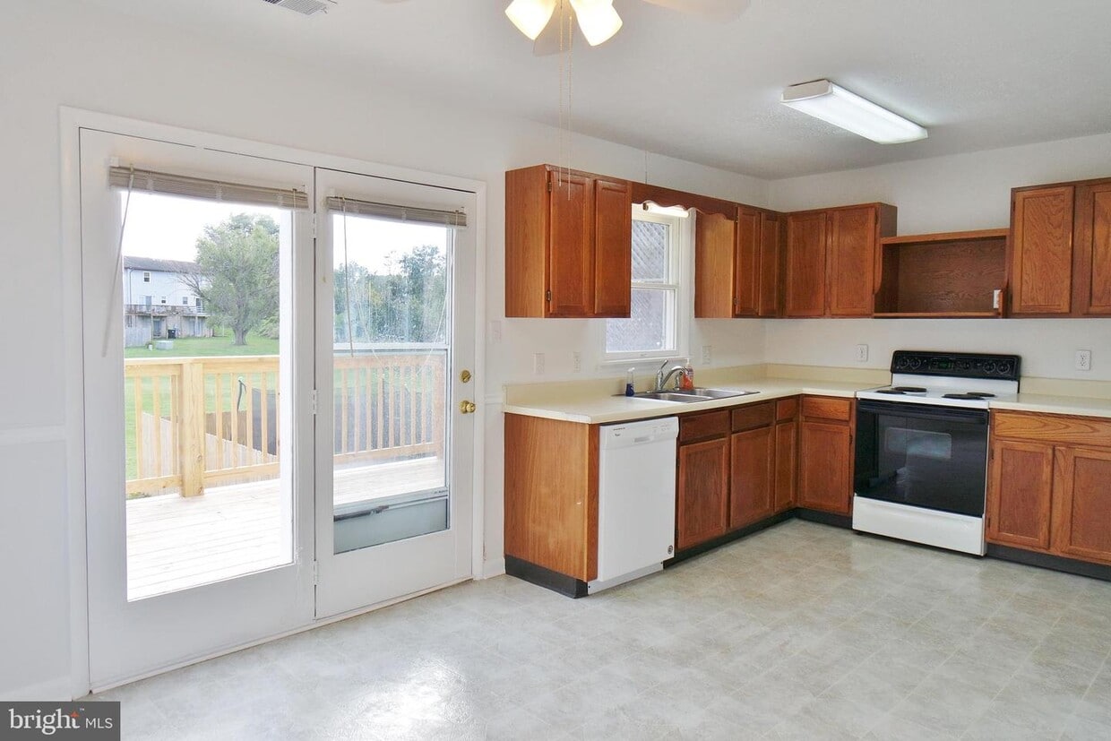 Primary Photo - 146 Valley Vista Dr