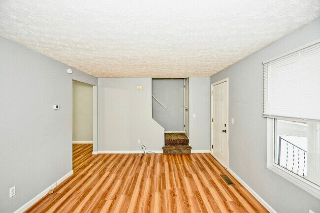 Foto del edificio - 13636 Mogadore Ave NW