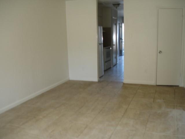 Building Photo - 12744 Shannon Hills Dr