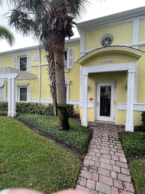 5280 Coquina Key Dr SE Unit A furnished, Saint Petersburg, FL 33705