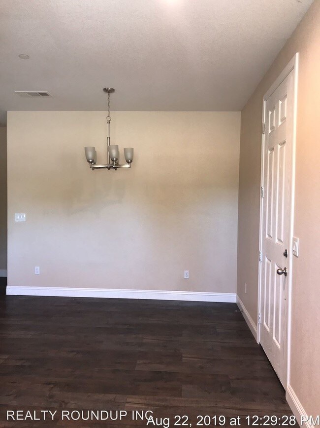 Building Photo - 2 br, 2 bath House - 3646 Rio Linda Blvd