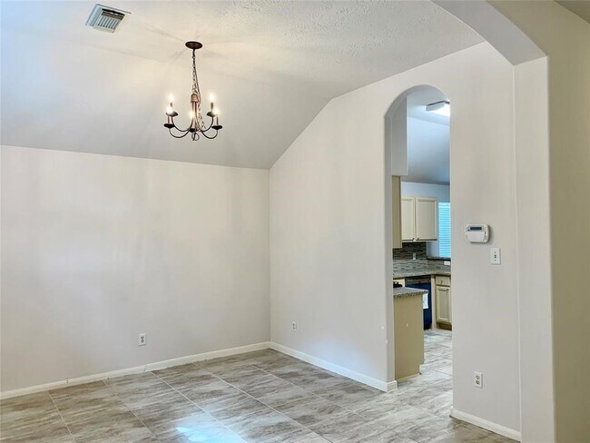 Foto del edificio - 14014 Magnus Ln