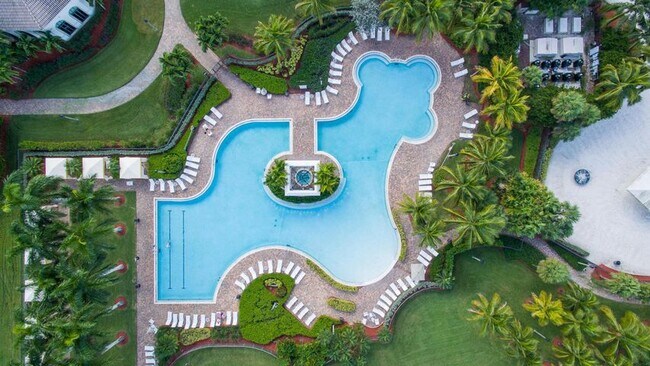 Foto del edificio - 9615 Shepard Pl