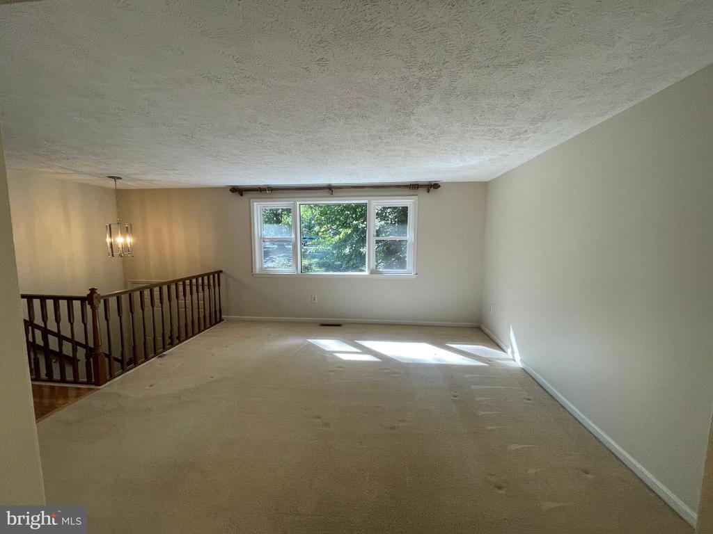 Foto principal - 4185 Waterway Dr