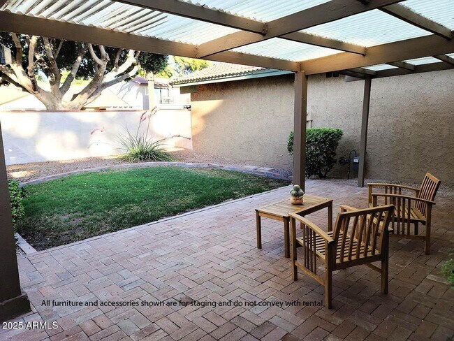 Building Photo - 5610 S Marine Dr