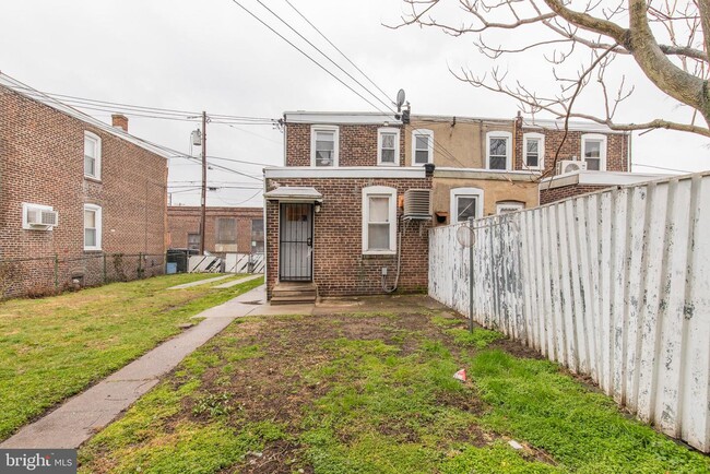 Building Photo - 3574 Weikel St