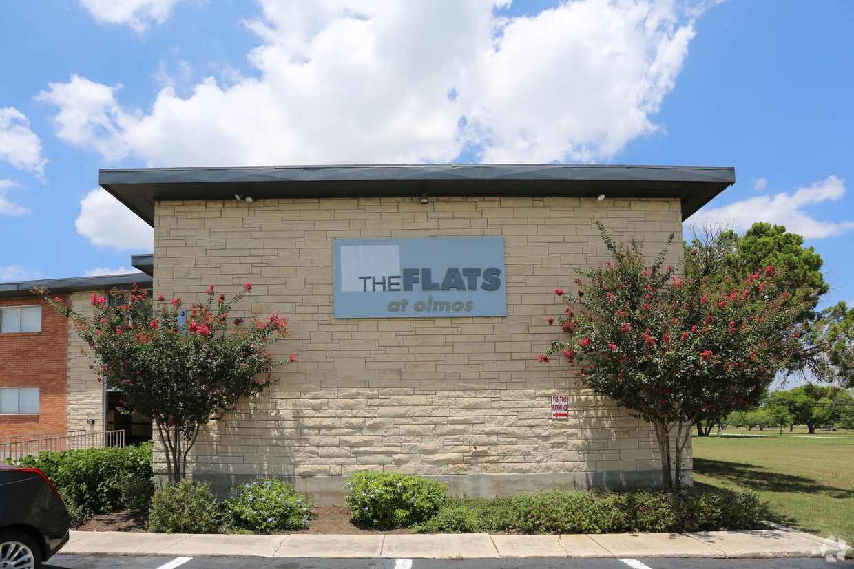The Flats at Olmos Apartments in San Antonio, TX