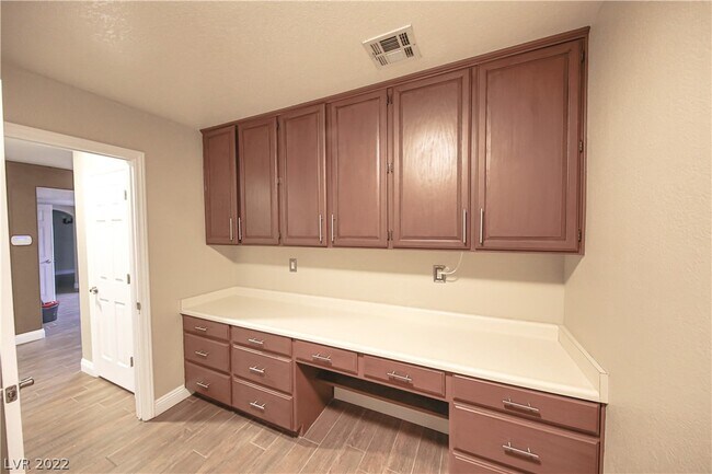 Building Photo - 2925 Mondavi Ct