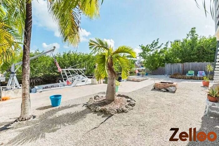 Primary Photo - Relaxing Ocean Escape Ramrod Summerland Key