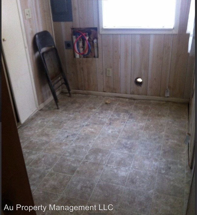 Building Photo - 3 br, 1 bath House - 1963 S Woodland St