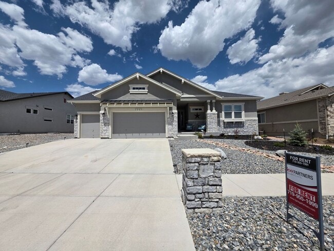 Building Photo - 5 Bed 4 Bath Home In Flying Horse North!!