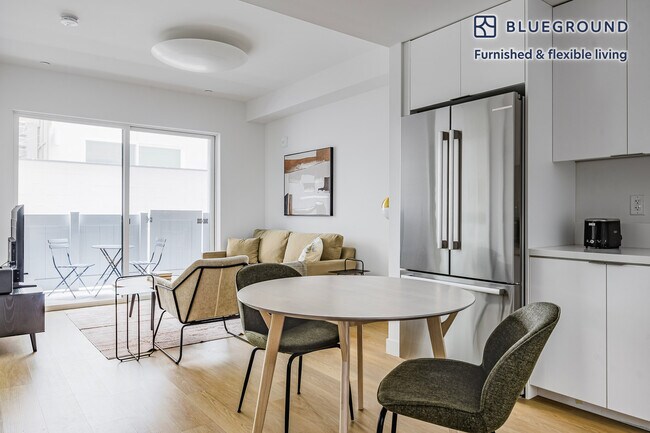 Foto del edificio - 1130 N Orange Dr