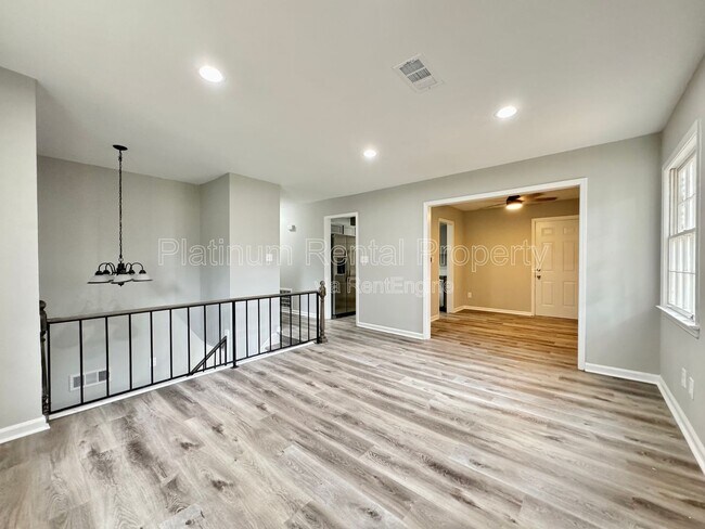 Foto del edificio - 908 Pinecrest Cove