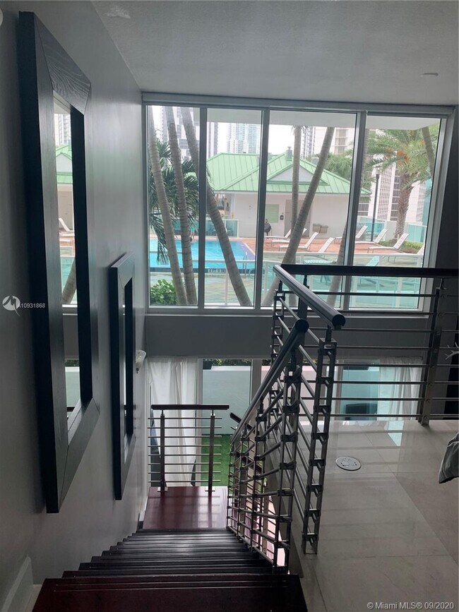 Building Photo - 41-45 SE 5th St