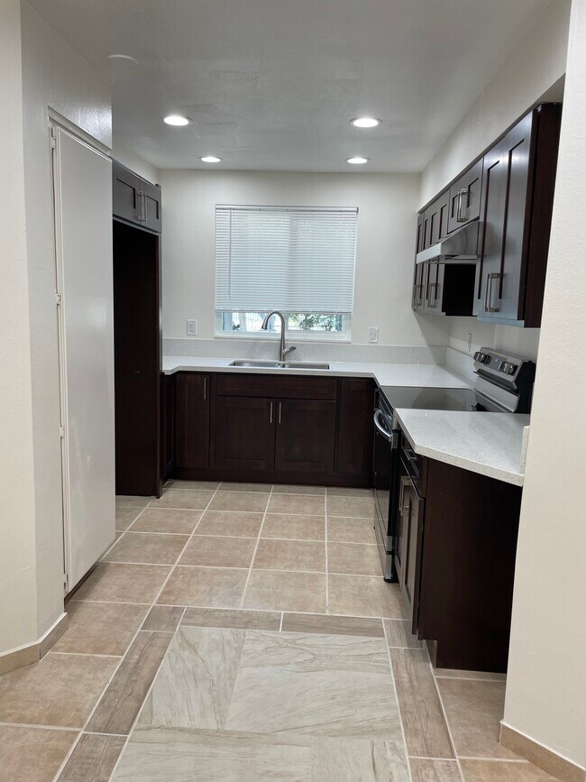 Foto del edificio - 25685 Pine Creek Ln