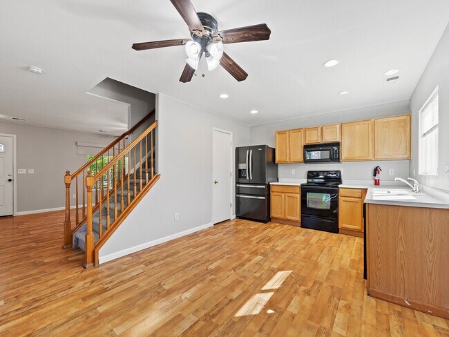 Foto del edificio - Newly Updated 3-Bed 2-Bath Home in Fort Collins, CO!