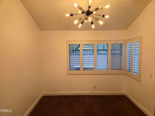 Foto del edificio - 277 E Del Mar Blvd