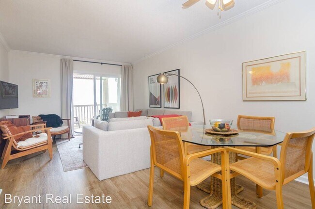 Foto del edificio - 2 br, 2 bath House - 1101 S Lake Park Blvd...