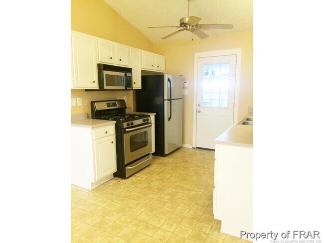 Building Photo - 1407 Oldstead Dr