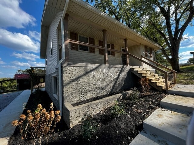 Building Photo - 1116 Riverview Rd