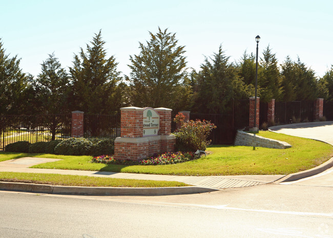 Foto del edificio - Villas of Eastwood Terrace