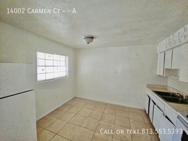 Building Photo - 14002 Carmen Ct