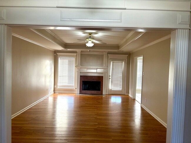 Building Photo - 12711 Misty Creek Dr