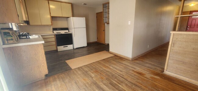 Foto del edificio - 1803 W Dallas St