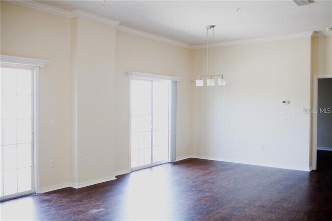 Foto del edificio - 1546 Broken Oak Dr