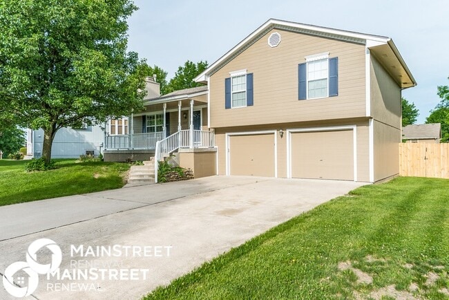 Building Photo - 2107 Sunset Cir