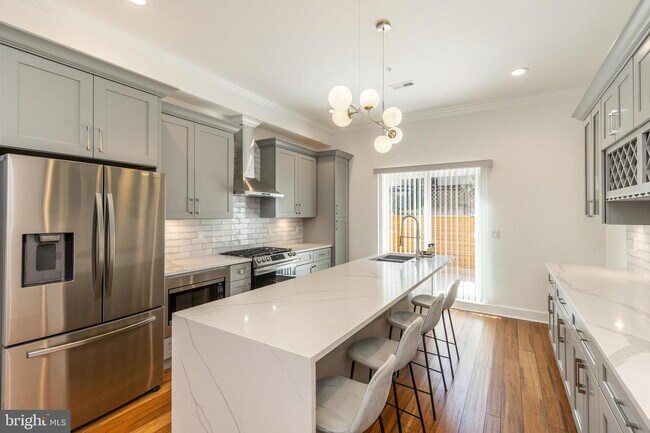 Foto del edificio - 2604 Reed St