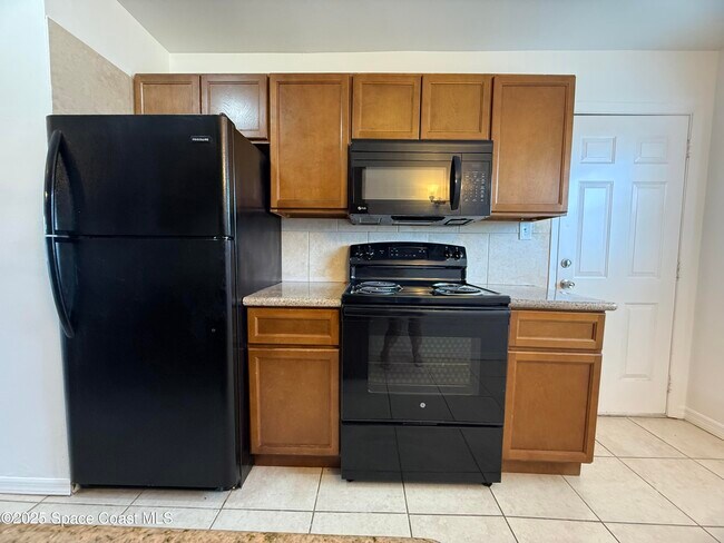 Foto del edificio - 1440 Parkway Dr