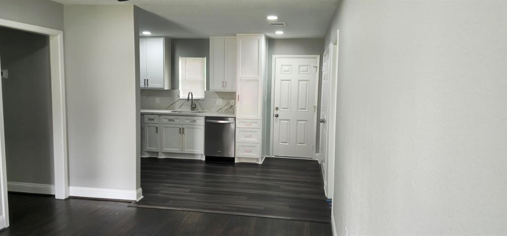 Foto del edificio - 9406 Chesterfield Dr