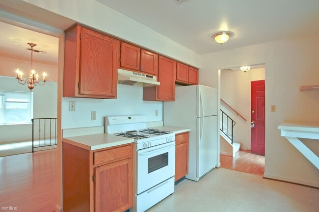 Building Photo - 3 br, 1.5 bath House - 1422 Minor Ridge Ct