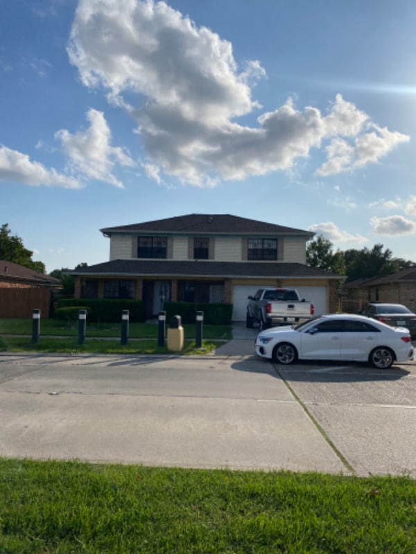 Foto principal - 692 Wall Blvd