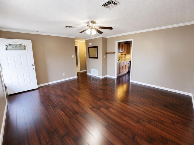 Building Photo - 5230 Wyandot Pl