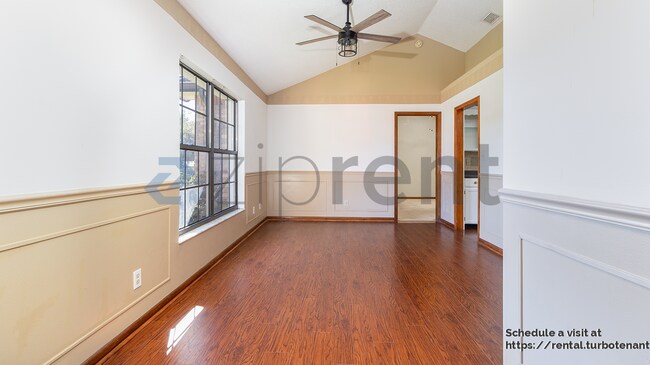 Building Photo - 5444 Lighthouse Rd