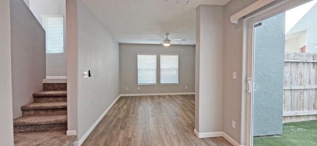 Building Photo - 4120 Beechcraft Way