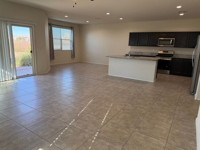 Building Photo - 3090 N Lainey Ln