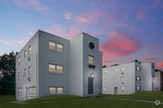 Building Photo - 444 Church Rd