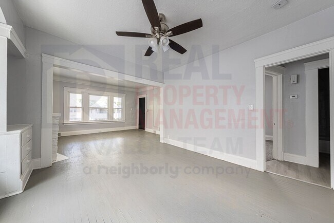 Foto del edificio - 3473 E 118th St