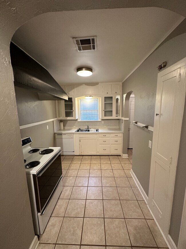 Foto del edificio - 1015 NW 40th St