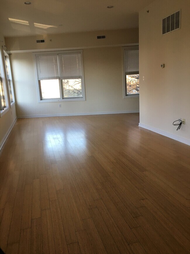 Foto del edificio - 2146 E Susquehanna Ave